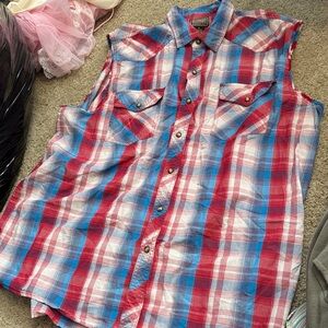 Men's Sleeveless Plaid Button Down Shirt